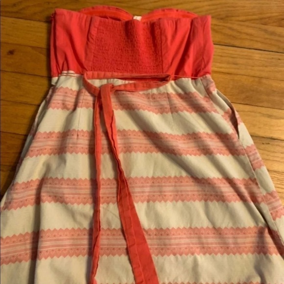 Mauve dress size 0 - Picture 2 of 7